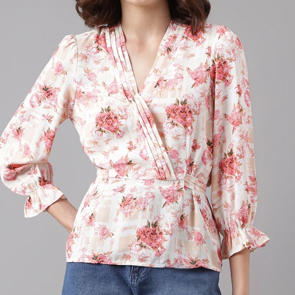 Latin Quarters Floral Tie Front‎ Blouse Pink Beige Size XL